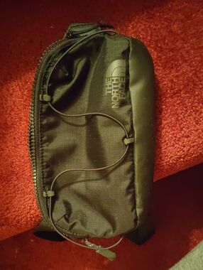 The North Face Black Men’s Waist Pack with External Bungee